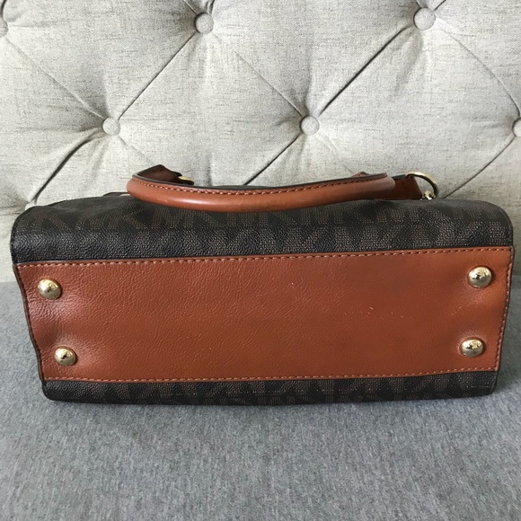 Michael Kors Hamilton - Picture 5 of 7